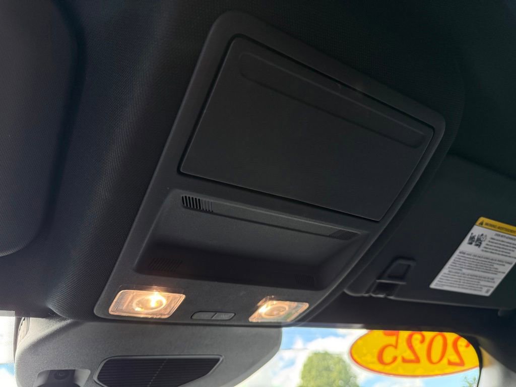 Certified 2025 Ford Escape ST-Line Select AWD/4WD image 23