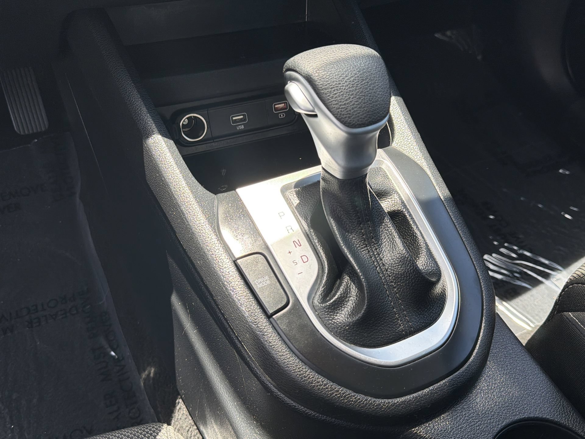 Used 2024 Kia Forte LXS FWD image 10