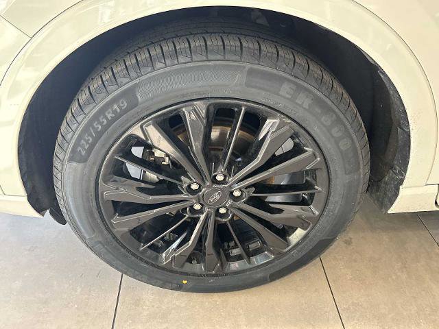 Certified 2023 Ford Escape ST-Line Elite w/ Premium Technology Package image 32