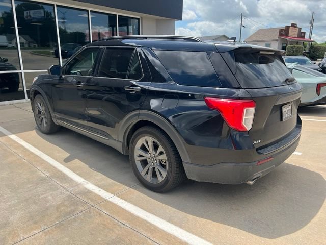 Certified 2021 Ford Explorer XLT w/ Equipment Group 202A RWD image 5