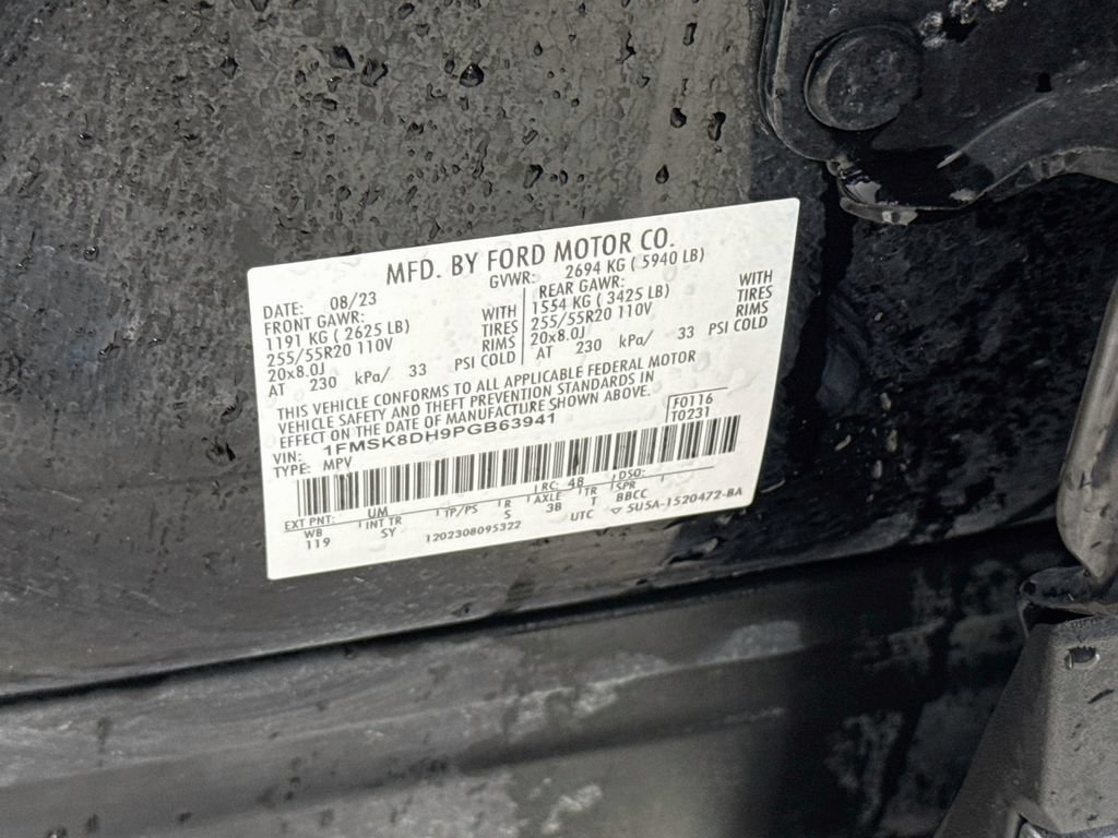Certified 2023 Ford Explorer XLT w/ Equipment Group 202A AWD/4WD image 33