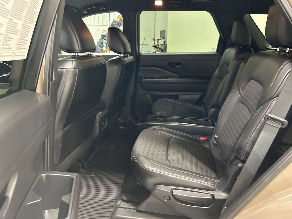 Used 2023 Nissan Pathfinder Rock Creek image 26