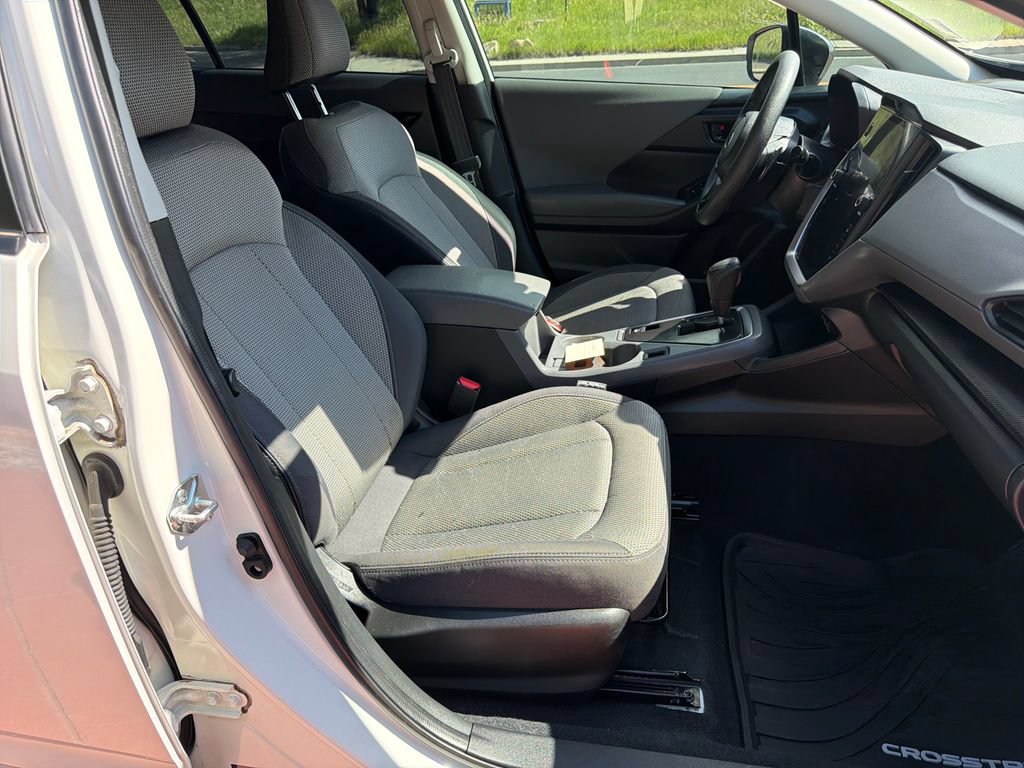 Used 2024 Subaru Crosstrek 2.0i Premium AWD/4WD image 31