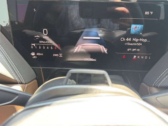 Used 2025 GMC Yukon Denali Ultimate AWD/4WD image 26