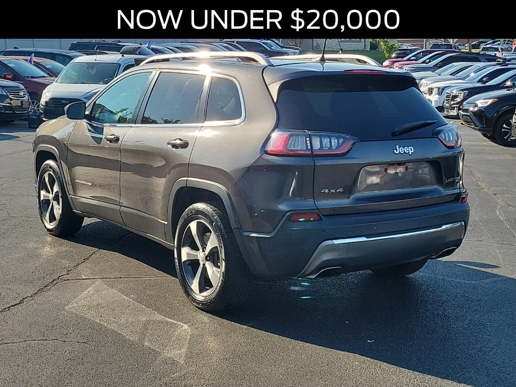 Used 2019 Jeep Cherokee Limited w/ Luxury Group AWD/4WD image 3