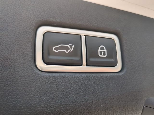 Used 2022 Kia Sorento EX w/ Panoramic Sunroof Package FWD image 14