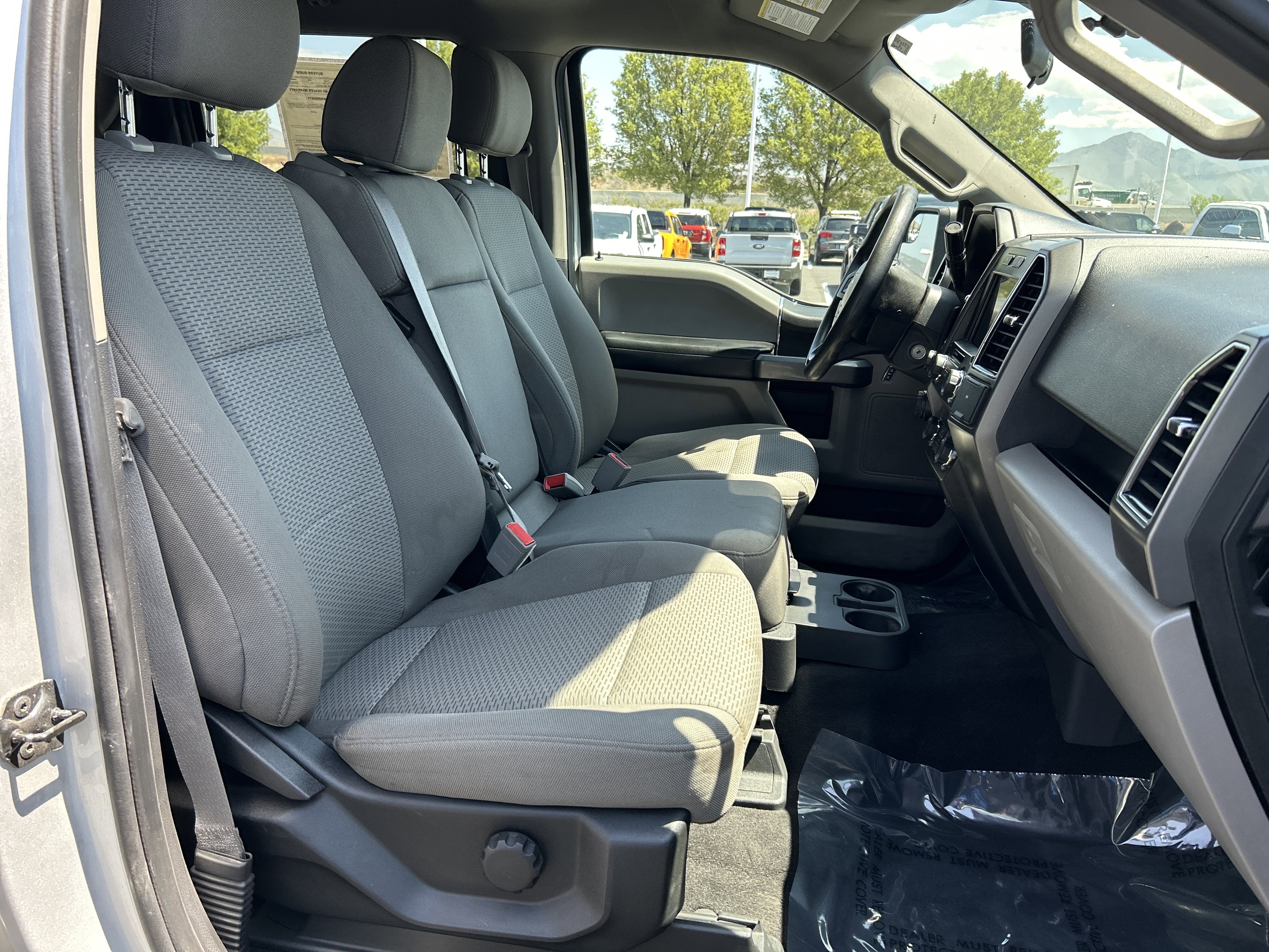 Certified 2019 Ford F150 XLT w/ Trailer Tow Package AWD/4WD image 28