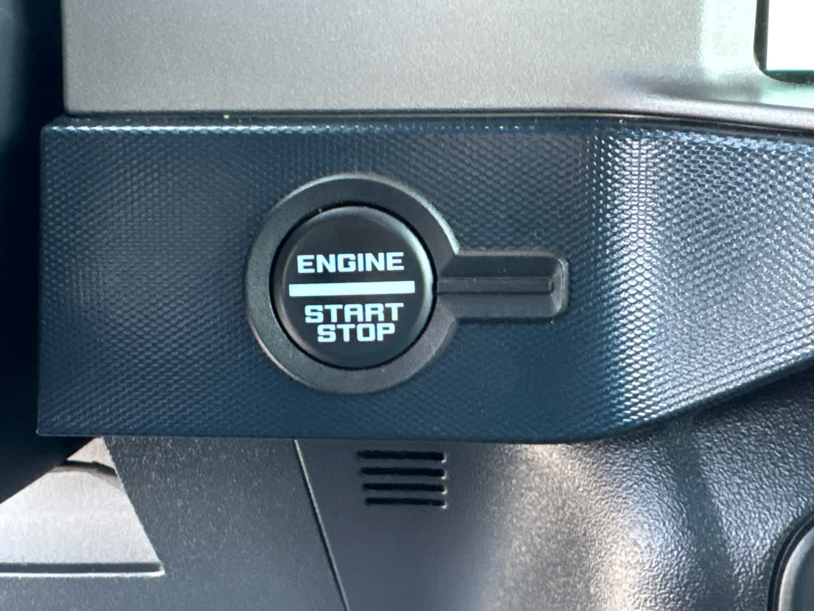 Certified 2021 Ford Bronco First Edition AWD/4WD image 35