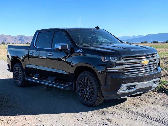 Used 2020 Chevrolet Silverado 1500 High Country w/ Technology Package AWD/4WD image 8