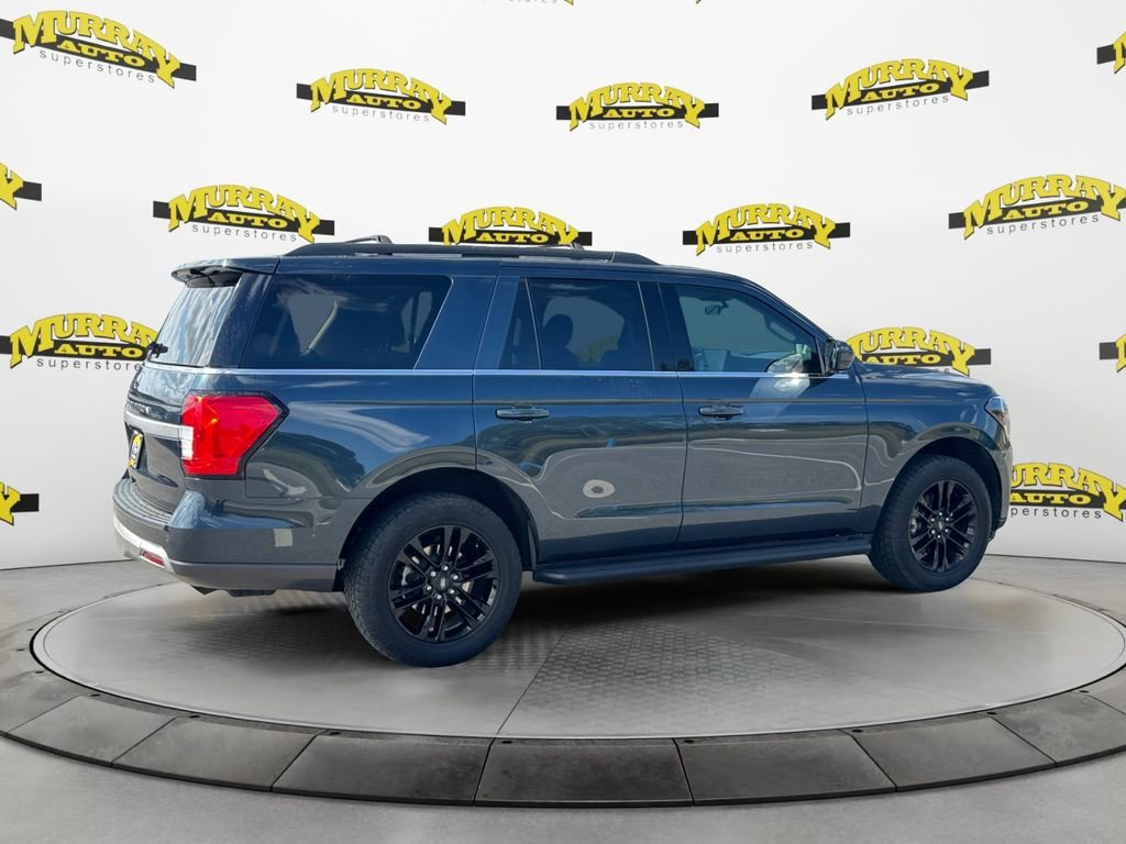Certified 2024 Ford Expedition XLT image 4