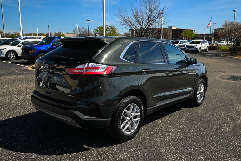 Certified 2024 Ford Edge SEL w/ Convenience Package AWD/4WD image 5