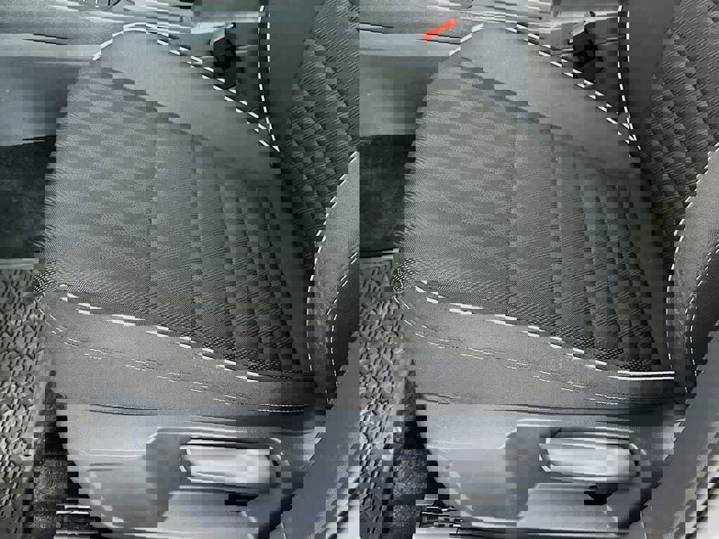 Used 2022 Volkswagen Jetta Sport image 29