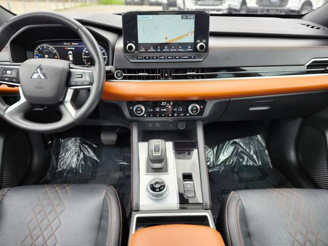 Used 2022 Mitsubishi Outlander SEL AWD/4WD image 14