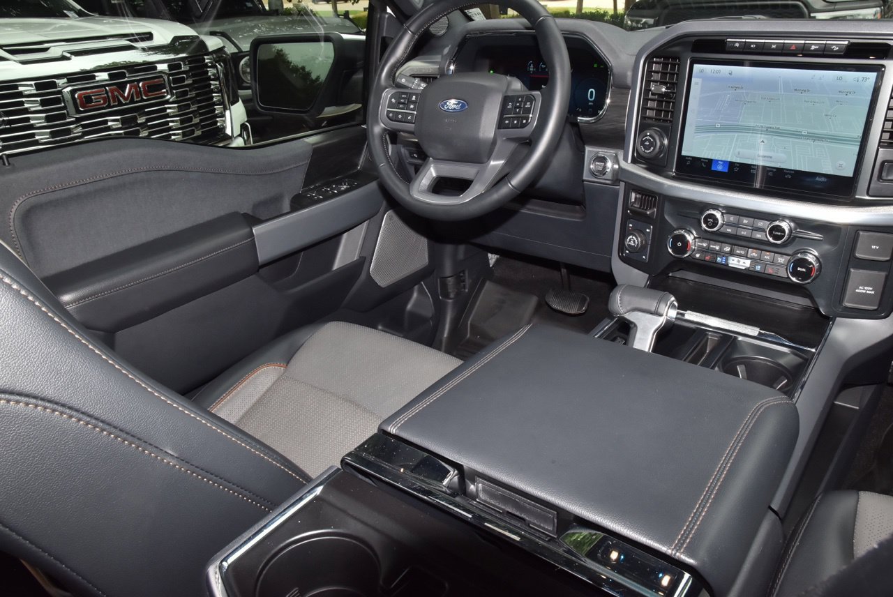 Certified 2024 Ford F150 Lariat w/ FX4 Off-Road Package AWD/4WD image 15