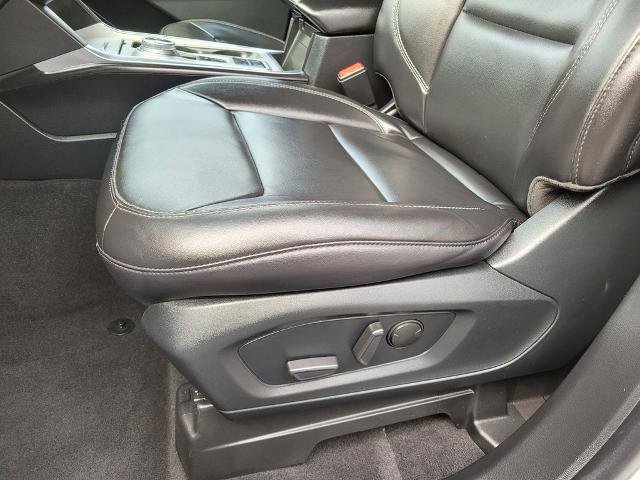 Certified 2022 Ford Explorer XLT w/ Equipment Group 202A image 17