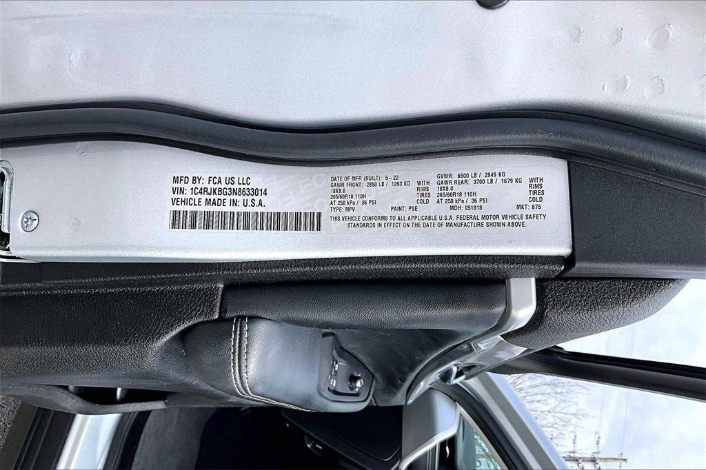 Used 2022 Jeep Grand Cherokee L Limited image 36