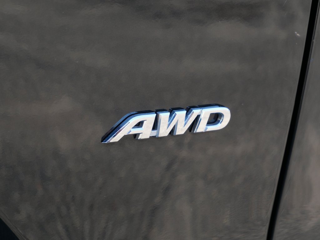 Used 2022 Toyota Corolla Cross L AWD/4WD image 7