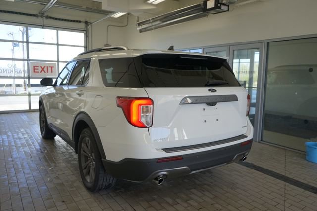 Certified 2021 Ford Explorer XLT w/ Equipment Group 202A AWD/4WD image 11