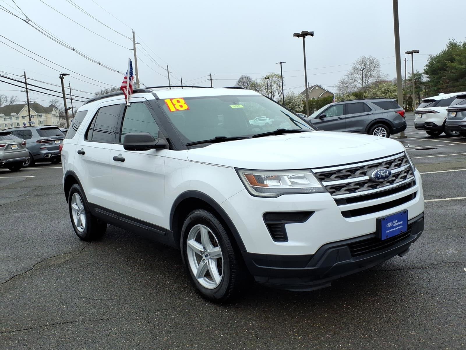 Certified 2018 Ford Explorer FWD image 1