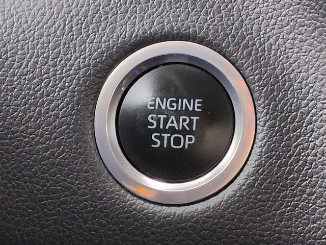 Used 2024 Toyota Tundra Limited image 38