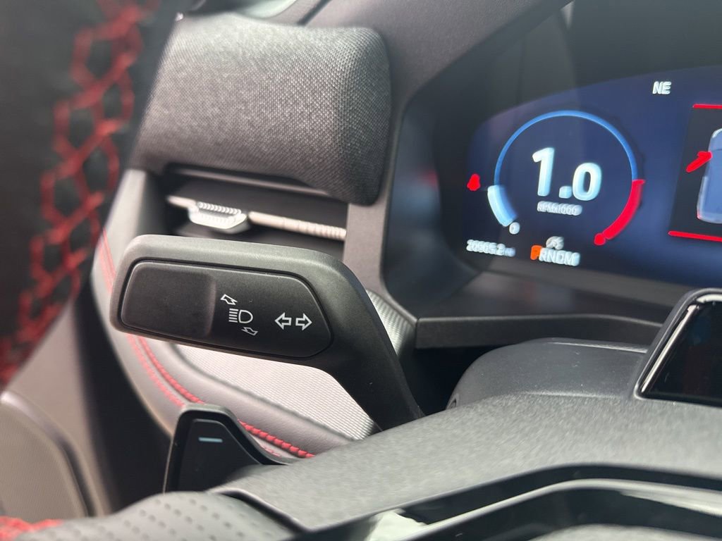 Certified 2025 Ford Explorer ST image 24