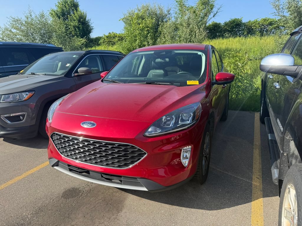Certified 2022 Ford Escape SEL AWD/4WD image 3