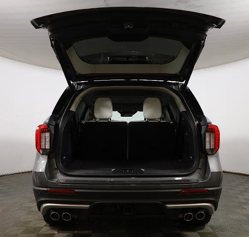 Certified 2025 Ford Explorer Platinum w/ Ultimate Package image 26