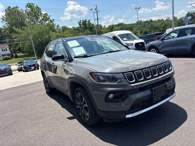 Used 2022 Jeep Compass Limited AWD/4WD image 13