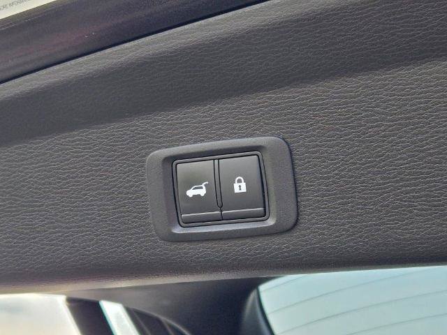 Used 2022 Mitsubishi Outlander SE AWD/4WD image 14