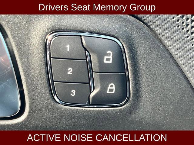 Certified 2025 Ford Mustang Premium image 28