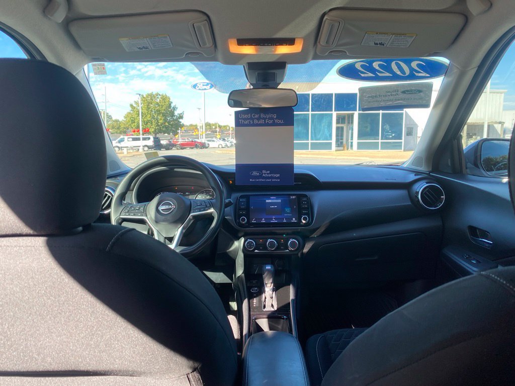 Used 2023 Nissan Kicks SV FWD image 32