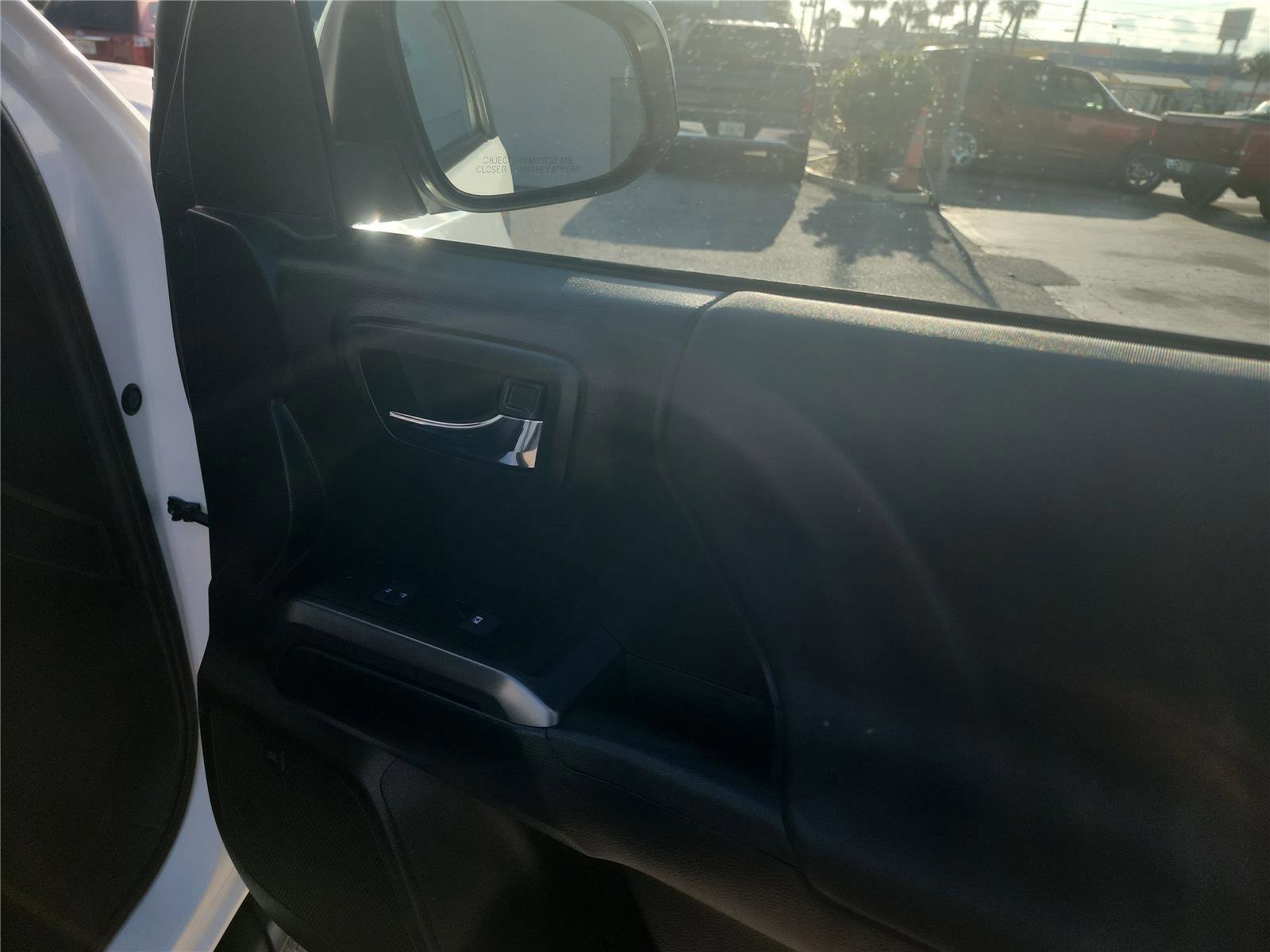 Used 2022 Toyota Tacoma TRD Sport w/ TRD Premium Sport Package image 30