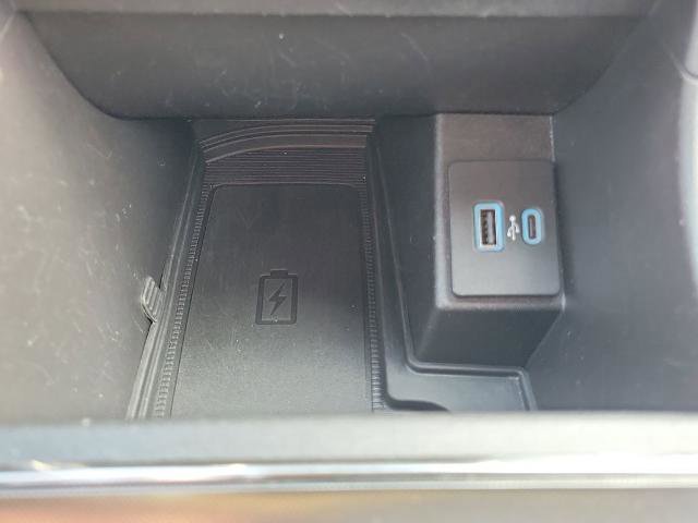 Certified 2023 Ford Edge ST-Line image 30