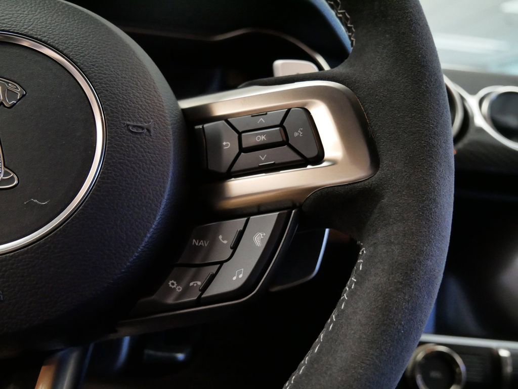 Certified 2020 Ford Mustang Shelby GT500 w/ Technology Package image 18