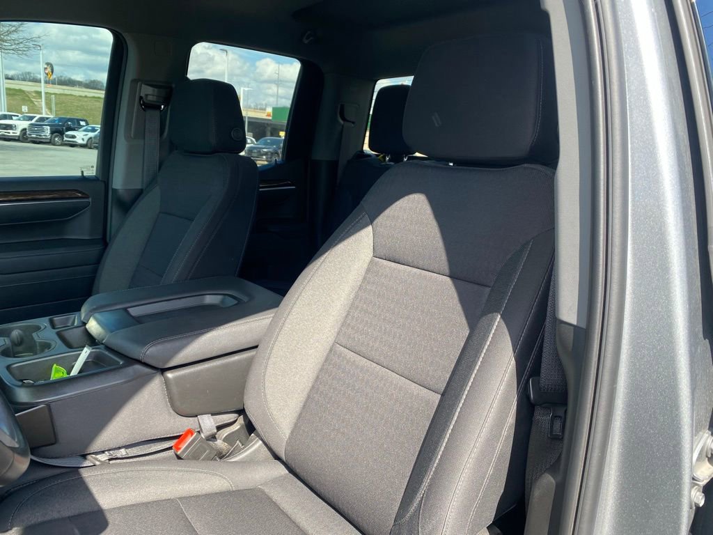 Used 2023 GMC Sierra 1500 SLE AWD/4WD image 11