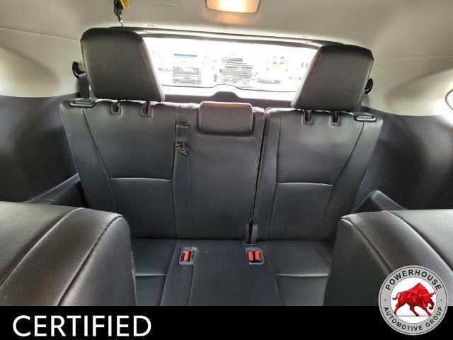 Used 2022 Toyota Highlander XLE FWD image 18