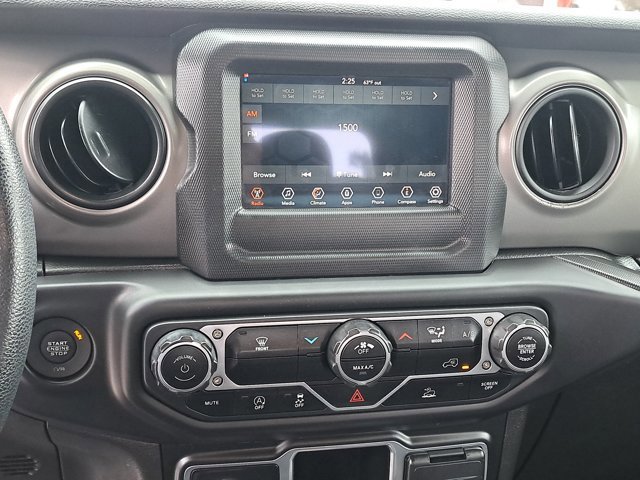 Used 2022 Jeep Wrangler Sport image 28