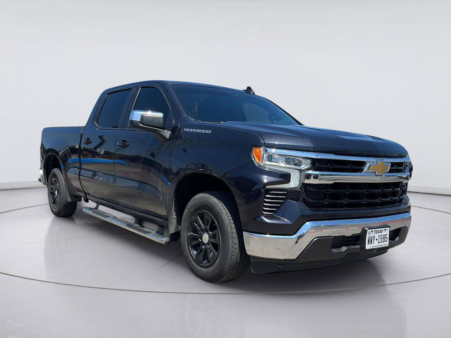 Used 2024 Chevrolet Silverado 1500 LT w/ Leather Package