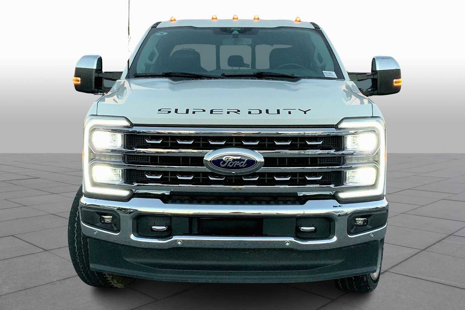 Certified 2024 Ford F250 Lariat w/ Lariat Ultimate Package image 4