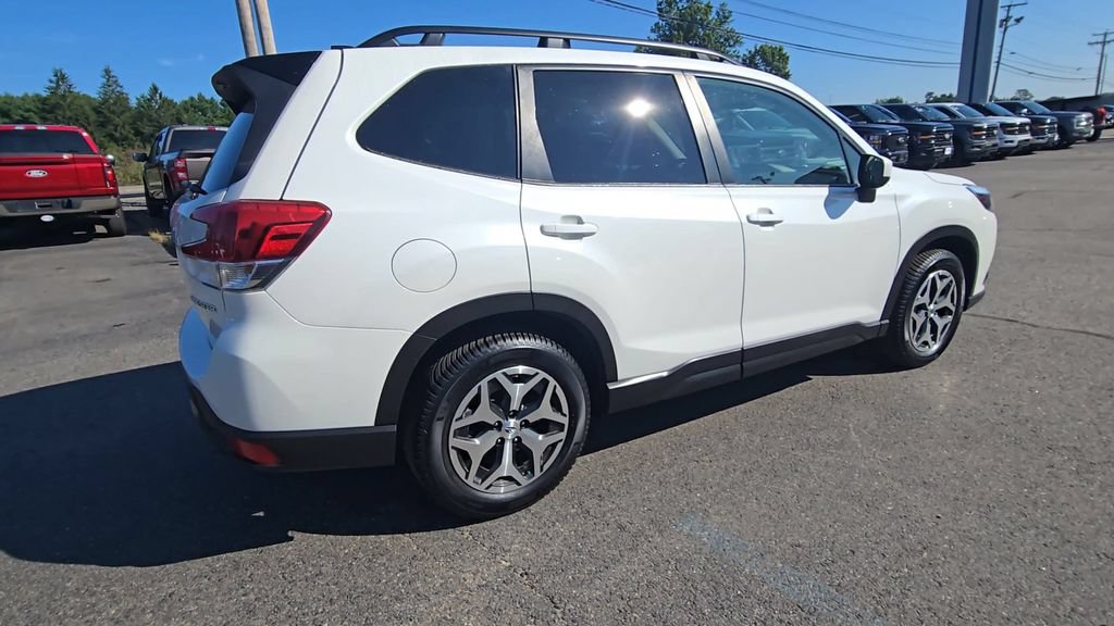 Used 2024 Subaru Forester Premium AWD/4WD image 20