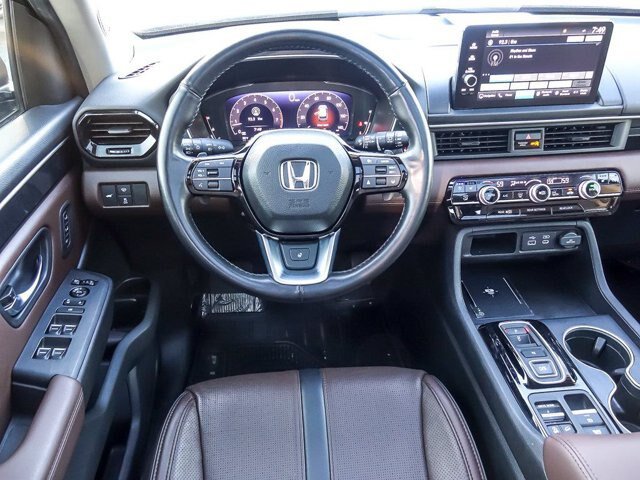 Used 2024 Honda Pilot Elite image 18