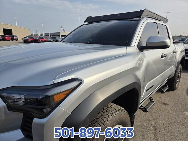 Used 2024 Toyota Tacoma TRD Off-Road AWD/4WD image 10