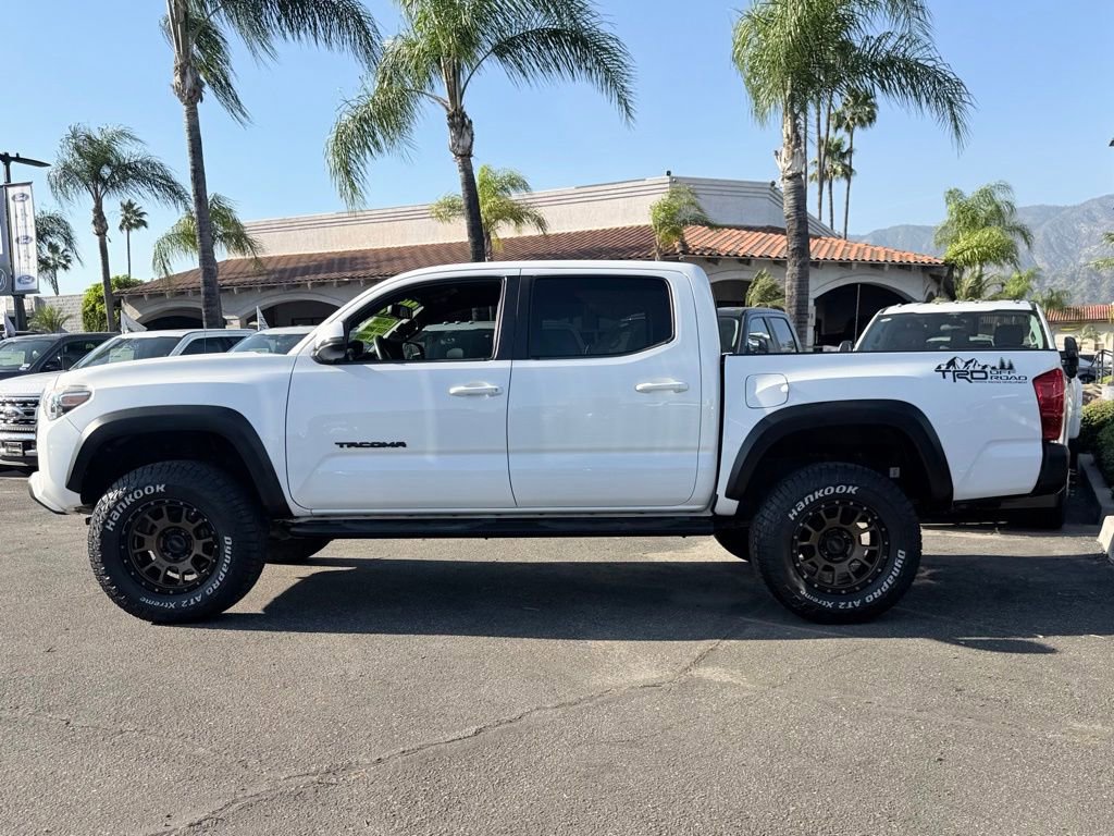 Used 2017 Toyota Tacoma TRD Off-Road w/ Tow Package image 6
