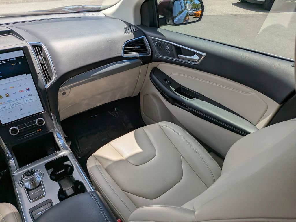 Certified 2021 Ford Edge Titanium FWD image 20