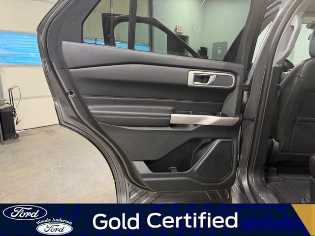 Certified 2023 Ford Explorer XLT w/ Equipment Group 202A AWD/4WD image 24