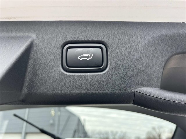 Used 2025 Hyundai Tucson Limited image 13