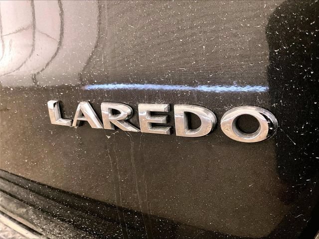 Used 2021 Jeep Grand Cherokee Laredo AWD/4WD image 13