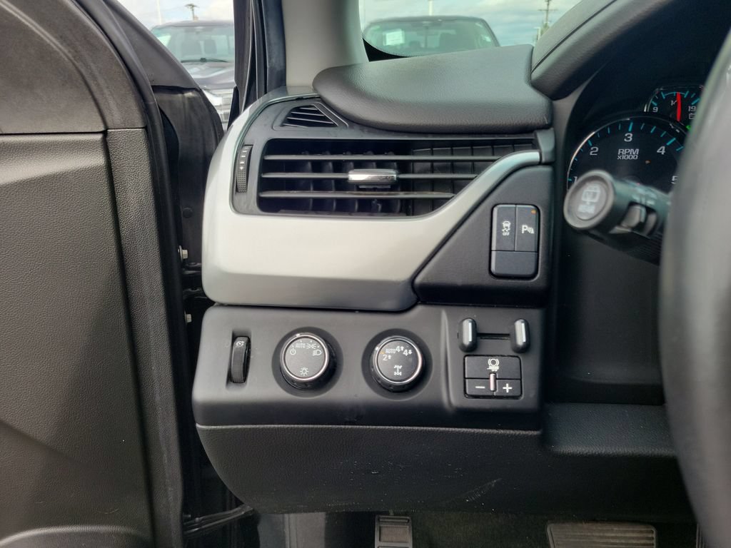 Used 2018 Chevrolet Tahoe LS w/ Max Trailering Package AWD/4WD image 22