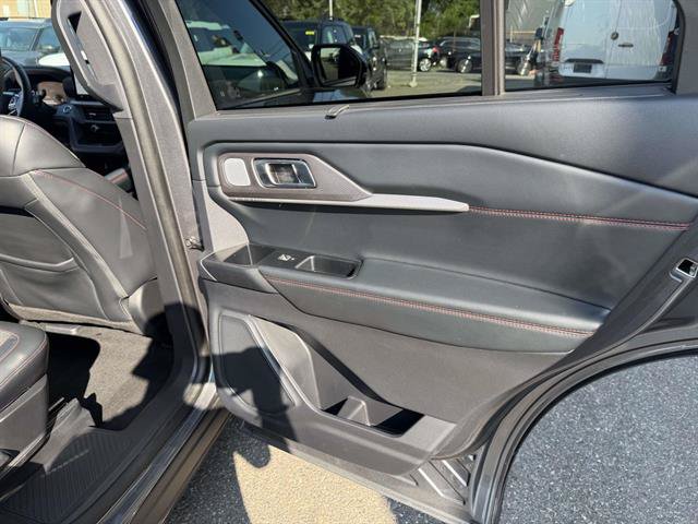 Certified 2025 Ford Explorer ST AWD/4WD image 23