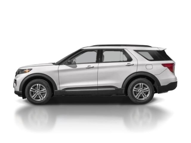 Certified 2024 Ford Explorer XLT w/ Equipment Group 202A AWD/4WD image 3
